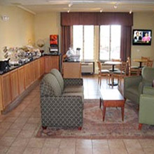 La Quinta dining area